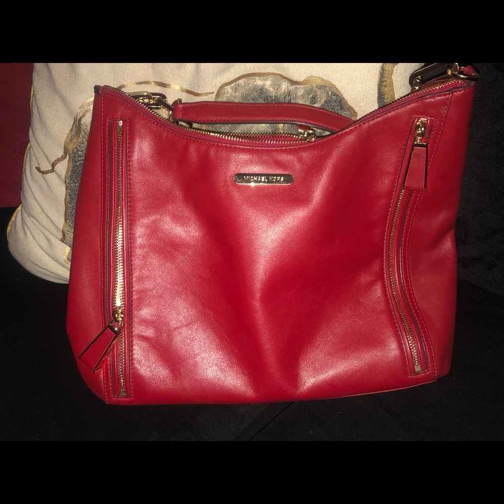 Michael kors purse